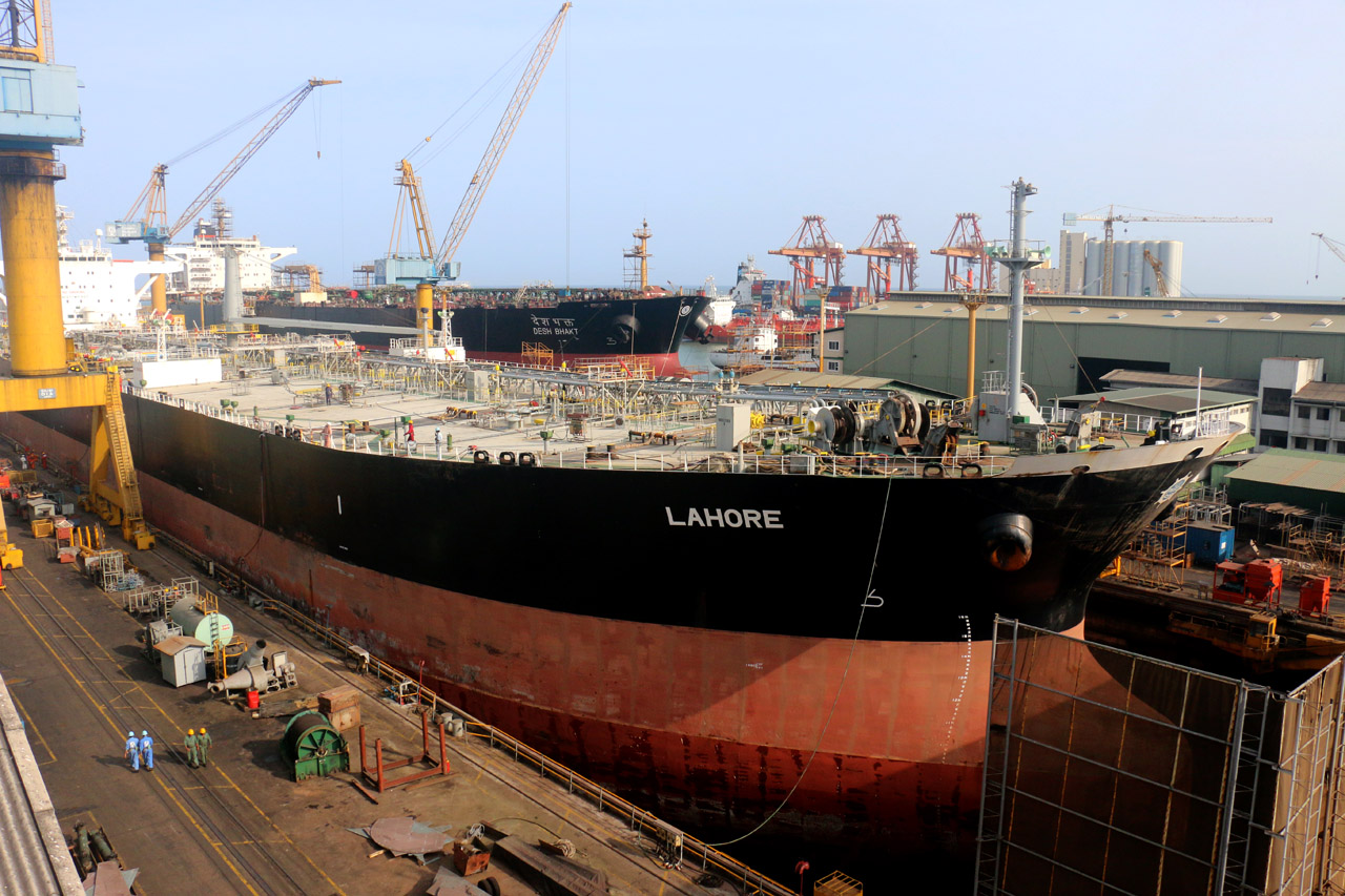 Shipyard a hive of activity, plays a major role in providing full-service repair facilities located inside the very port of Colombo in the drive of gaining “Maritime Hub status for Sri Lanka” in the global landscape.